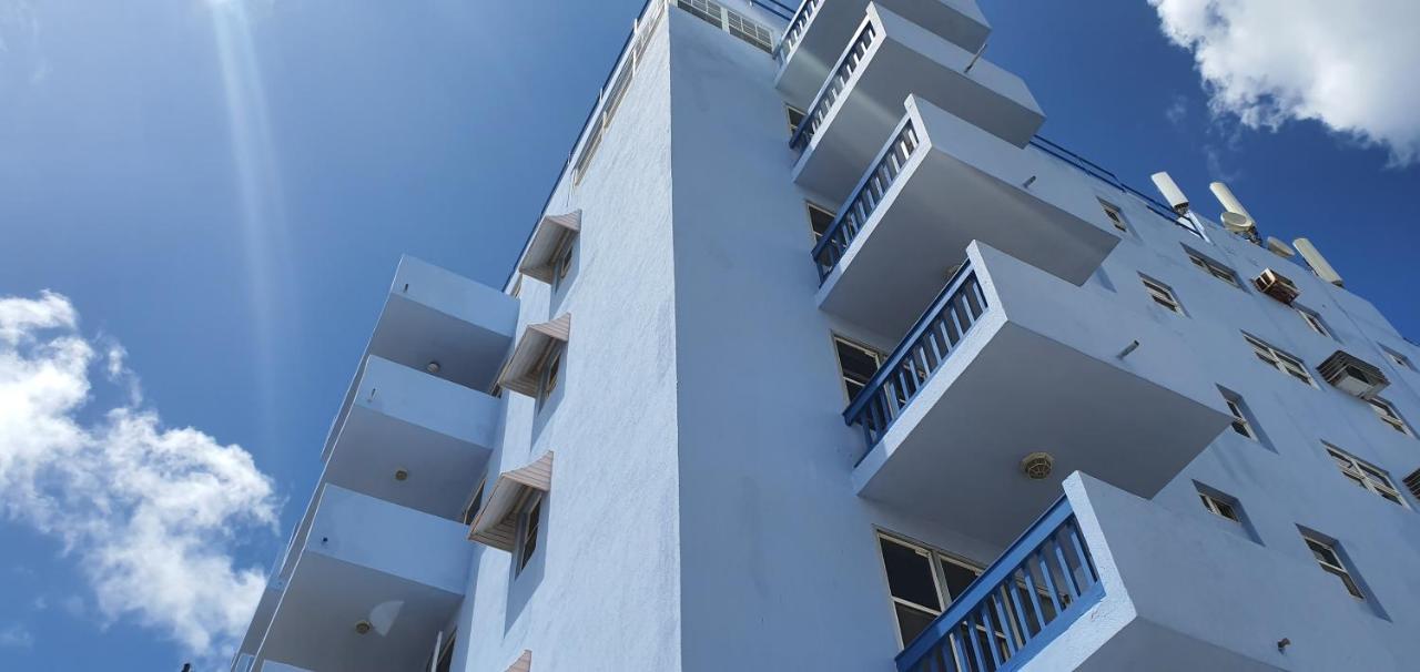 Hastings Towers 4D - Studio Apt Opp Beach Bridgetown Exterior foto